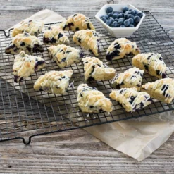 Nordic Ware Mini Scone Pan -Baking pan Shop 03337 cooling rack 780x780 04