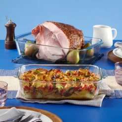 Pyrex 2-Piece Deep Baking Dish Set -Baking pan Shop 1138957 py bakeware lifestyle square deep dish 2pack 9x13 7x11 1 1