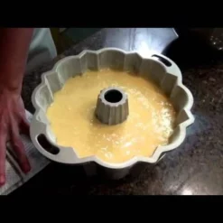 Nordic Ware Christmas Village Cake Pan Set -Baking pan Shop 130355 sddefault