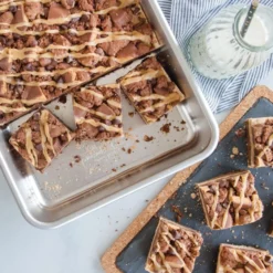 Nordic Ware Naturals 9"x 13" Rectangular Cake Pan -Baking pan Shop 1 1 1