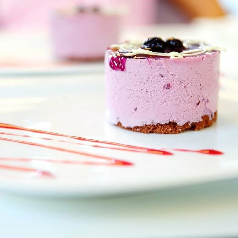 Nordic Ware Naturals 4" Round Layer Cake Pan 5 Nordic Ware Naturals 4" Round Layer Cake Pan - Image 3