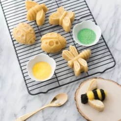 Nordic Ware Backyard Bugs Pan -Baking pan Shop 42