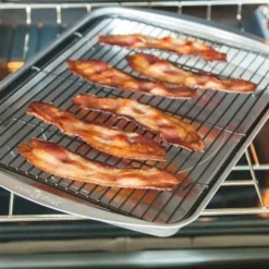 Nordic Ware Weekend Breakfast Set -Baking pan Shop 45029 beauty bacon oven 780x780 01 1 1
