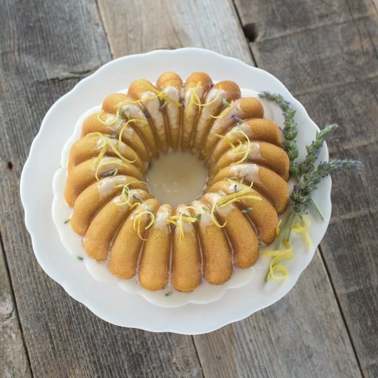 Nordic Ware Elegant Party Bundt Pan 6 Nordic Ware Elegant Party Bundt Pan - Image 4