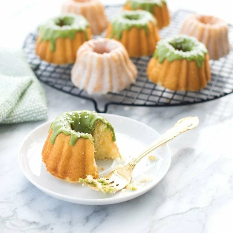 Nordic Ware Anniversary Bundtlette Pan 4 Nordic Ware Anniversary Bundtlette Pan - Image 2