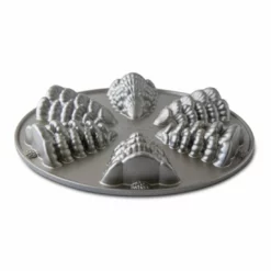 Nordic Ware Cakelet Pan | Evergreen -Baking pan Shop 94548 evergreen options 01 780x780 62502.1617722791.1280.1280