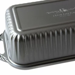 Nordic Ware Classic Loaf Pan -Baking pan Shop 95224 classic loaf pan 08 1k 34388.1629826377.1280.1280