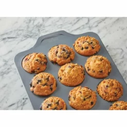 All-Clad Pro Release Bakeware Set | 7-Piece -Baking pan Shop all clad pr muffin lifestyle 3 1