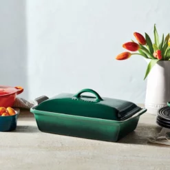 Le Creuset 4 Qt. Rectangular Heritage Covered Casserole | Artichaut -Baking pan Shop art2 1