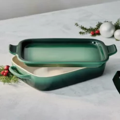 Le Creuset 2.75 Qt. Rectangular Heritage Baking Dish With Platter Lid | Artichaut -Baking pan Shop artplat