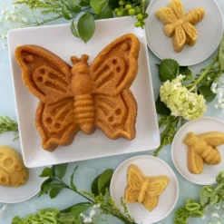 Nordic Ware Butterflies 'n Bugs Treats Set -Baking pan Shop bugs3