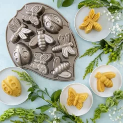 Nordic Ware Butterflies 'n Bugs Treats Set -Baking pan Shop bugs5
