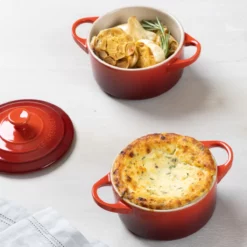 Le Creuset 14oz Round Mini Cocotte | Cerise/Cherry Red -Baking pan Shop cer2