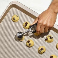 OXO Nonstick Pro Cookie Sheet | 14" X 18" -Baking pan Shop cookie8