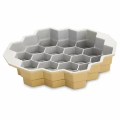 Nordic Ware Honeycomb Pull-Apart Pan -Baking pan Shop empty cake pan nordicware honeycomb pull apart 85477