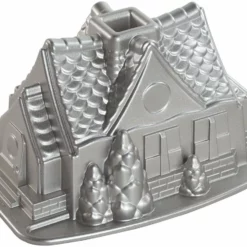 Nordic Ware Gingerbread House Bundt Pan