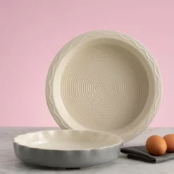 Mason Cash | Innovative Kitchen 11.4" Pie Dish -Baking pan Shop mason cash innovative kitchen pie and quiche dish 1800.325 2