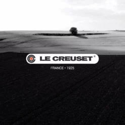 Le Creuset 9.5" Signature Bread Oven | Artichaut -Baking pan Shop maxresdefault 134 1