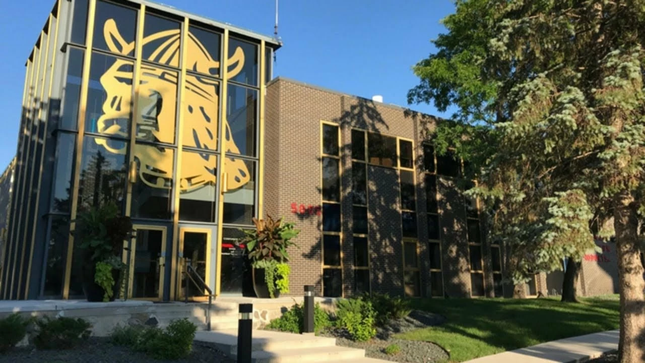 Nordic Ware Cake Pan | Stadium 9 Nordic Ware Cake Pan | Stadium - Image 7