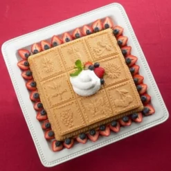 Nordic Ware English Shortbread Pan -Baking pan Shop nordic ware english shortbread pan baked cookies item 03237 2