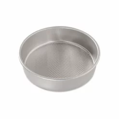 Nordic Ware Prism 9" Round Cake Pan
