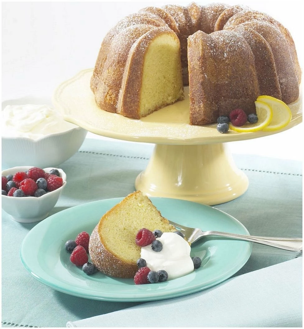 Nordic Ware Anniversary Bundt Pan | Silver 5 Nordic Ware Anniversary Bundt Pan | Silver - Image 3