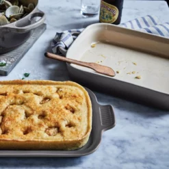 Le Creuset 2.75 Qt. Rectangular Heritage Baking Dish With Platter Lid | Oyster Grey 7 Le Creuset 2.75 Qt. Rectangular Heritage Baking Dish With Platter Lid | Oyster Grey -Baking pan Shop oysterbake 1