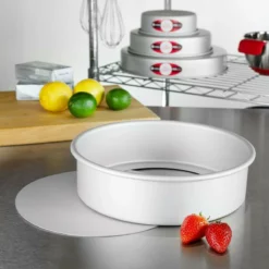 Fat Daddio's ProSeries Round Cheesecake Pan - 10" X 3" -Baking pan Shop pcc 103 lifestyle fatdaddios