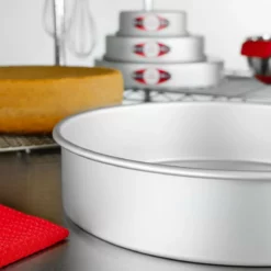 Fat Daddio's Round Cake Pan (12" X 3") 7 Fat Daddio's Round Cake Pan (12" X 3") -Baking pan Shop prd 123 lifestyle fatdaddios