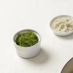 Le Creuset 7oz Stackable Ramekin | White -Baking pan Shop ram1