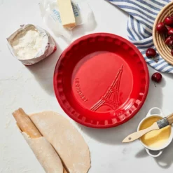 Le Creuset 9" Pie Dish Eiffel Tower Collection | Cerise -Baking pan Shop rs16313 le creuset eiffeltowerpiedishcerise ret lpr