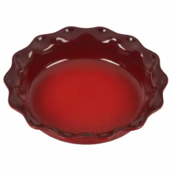 Le Creuset 9" Heritage Pie Dish | Cerise