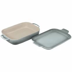 Le Creuset 2.75 Qt. Rectangular Dish With Platter Lid | Sea Salt 12 Le Creuset 2.75 Qt. Rectangular Dish With Platter Lid | Sea Salt -Baking pan Shop rs17242 rs12873 pg2015 13717 3