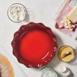 Le Creuset 9" Heritage Pie Dish | Cerise -Baking pan Shop rs18035 lca fall heritagepiedish cerise