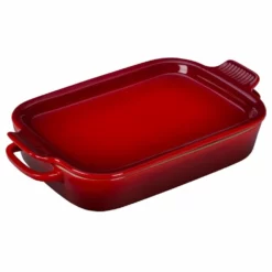Le Creuset 2.75 Qt. Rectangular Heritage Baking Dish With Platter Lid | Cerise/Cherry Red
